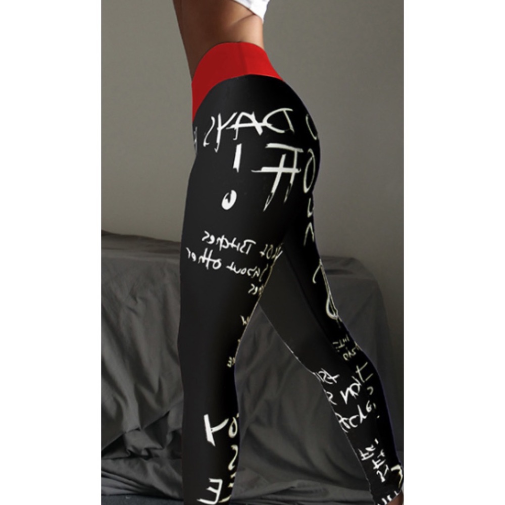 “No Days Off” yoga pants